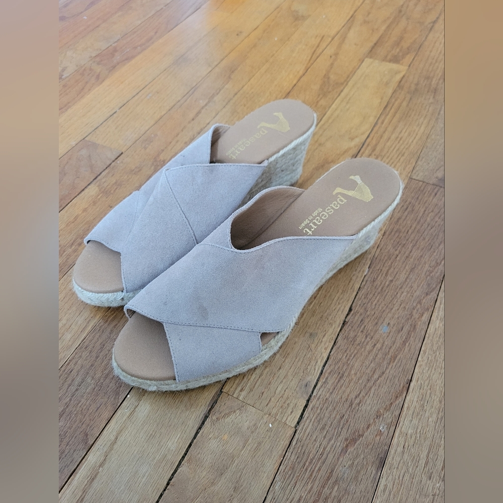 Paseart Wedge Heel Sandal EU 39 US 8